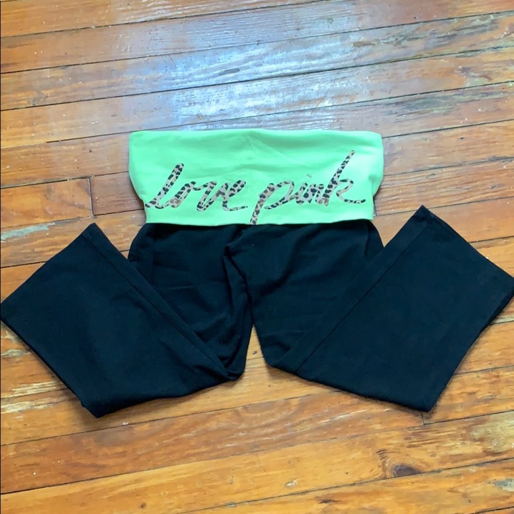Pink! Yoga pants!